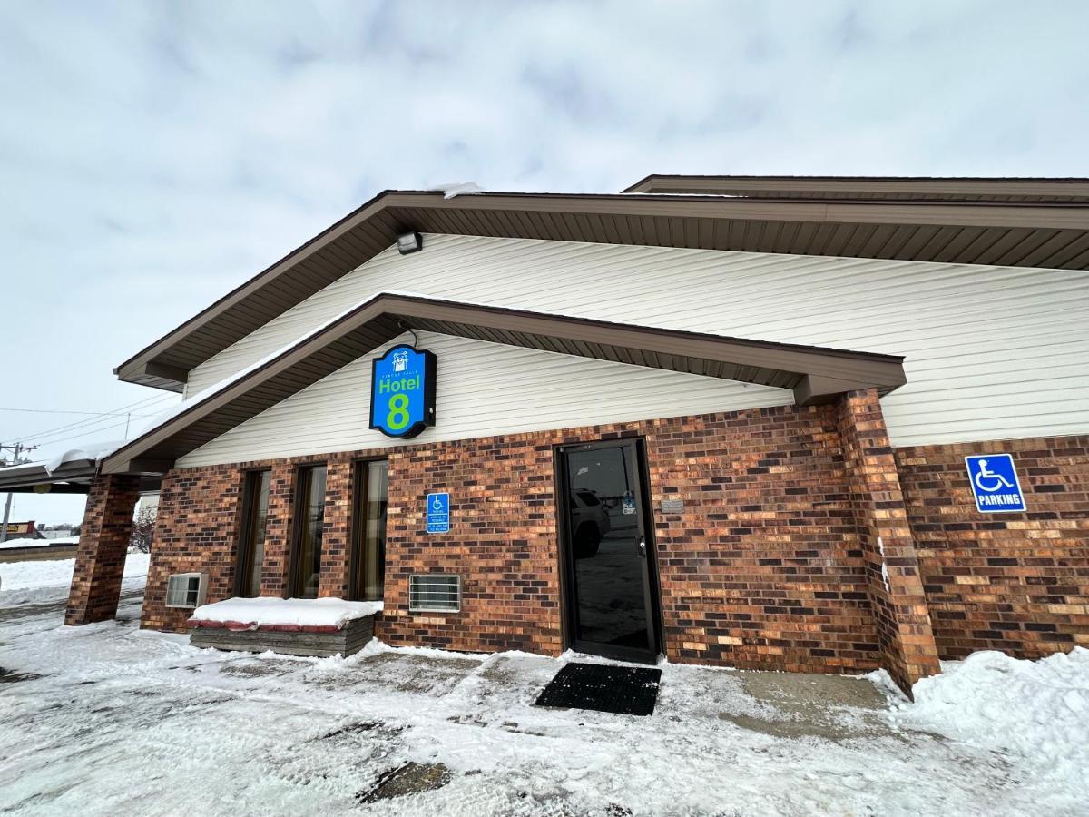 Hotel 8 Fergus Falls Esterno foto