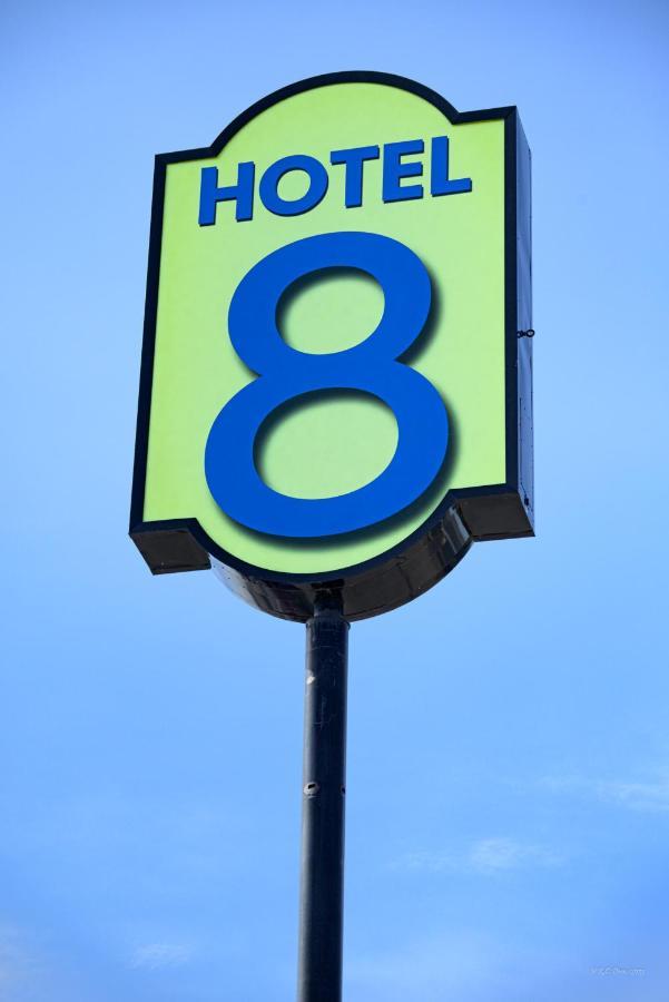 Hotel 8 Fergus Falls Esterno foto