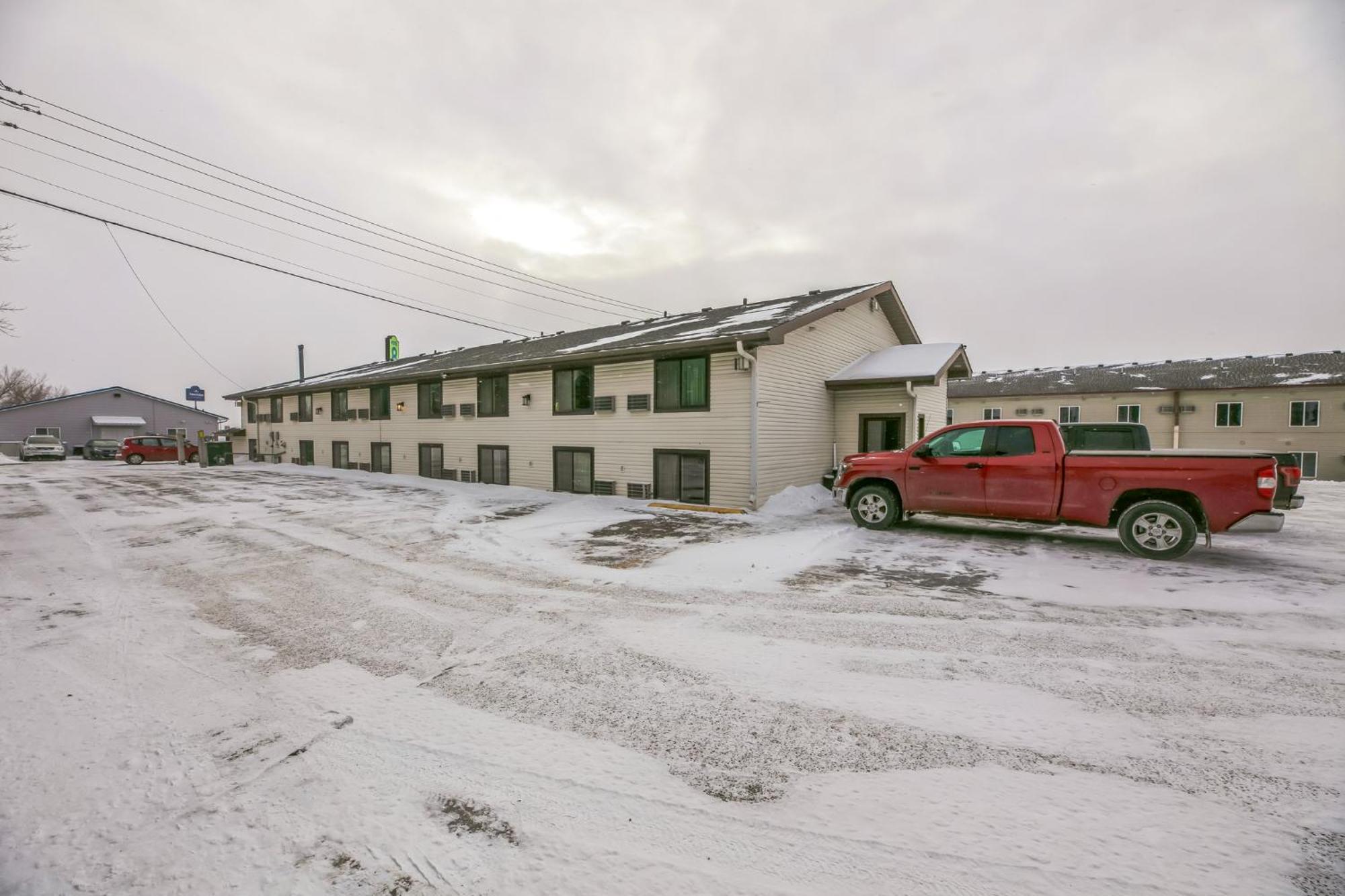 Hotel 8 Fergus Falls Esterno foto